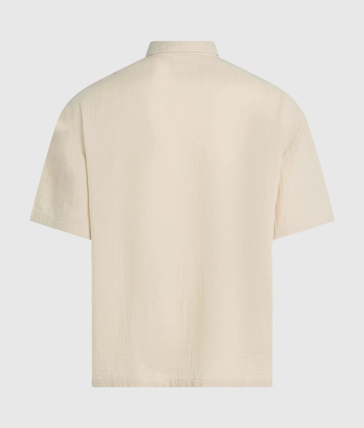 Short-sleeved crinkled shirt