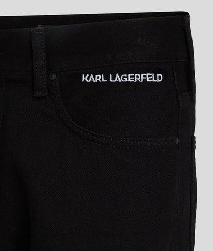 LOGO TAPERED JEANS