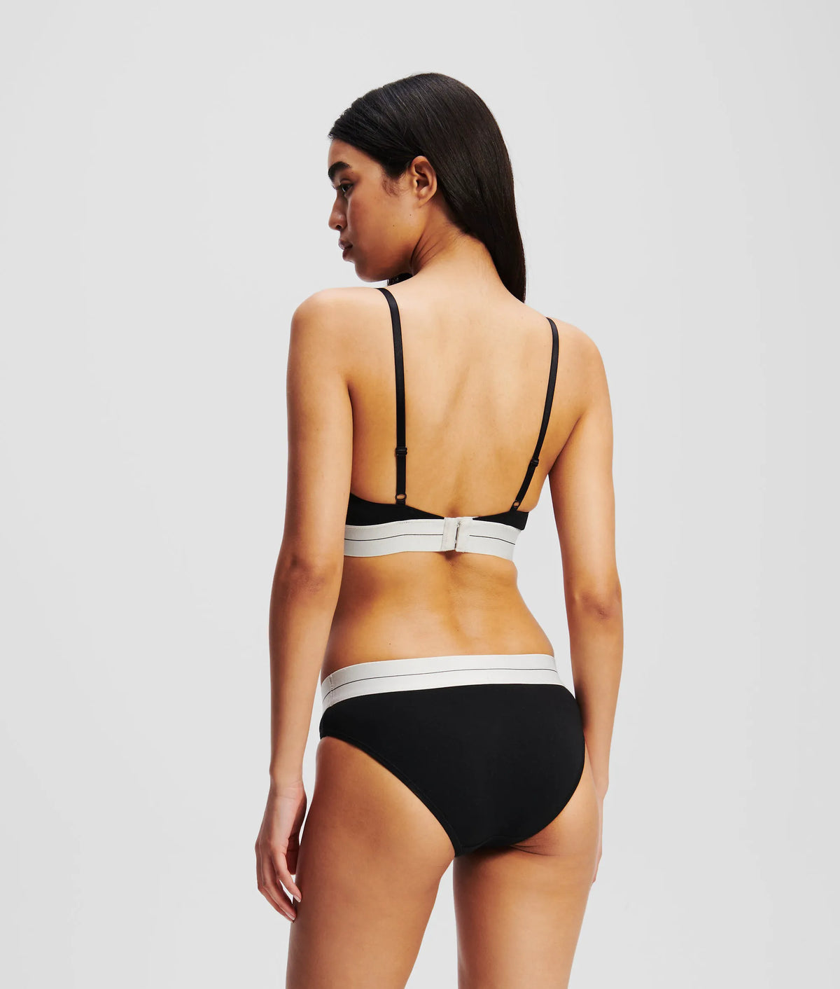 Hotel Karl briefs
