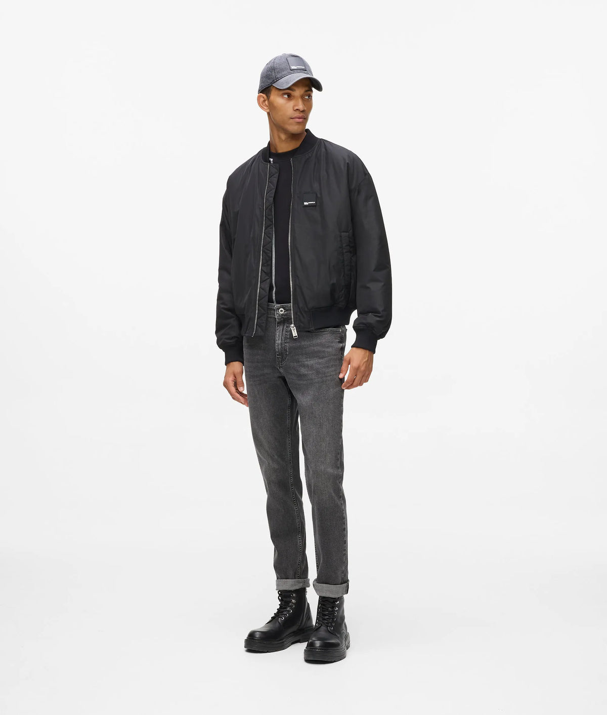 Washed slim jeans