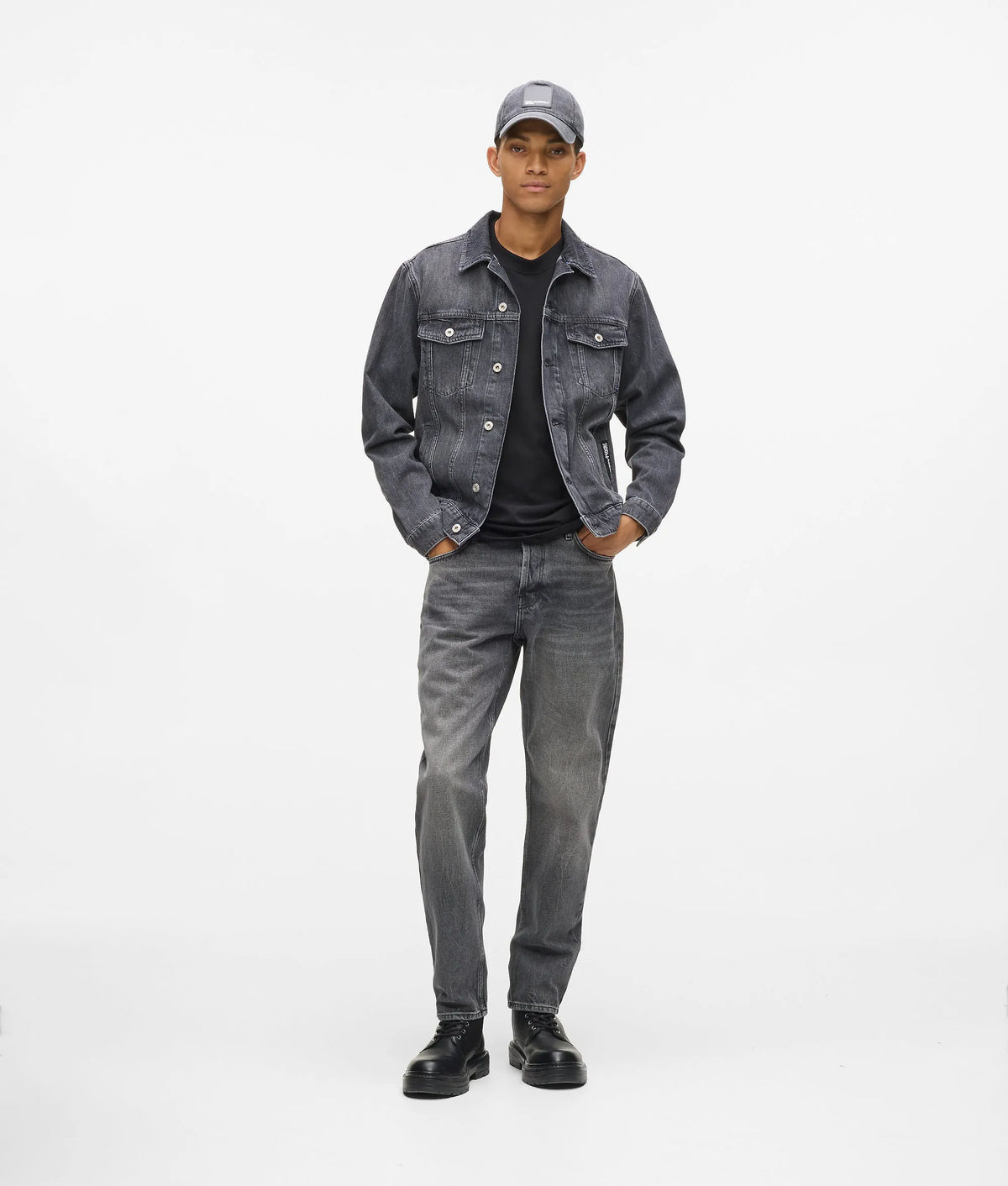 Regular-fit denim jacket