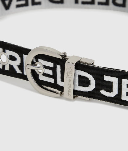 Reversible webbing belt