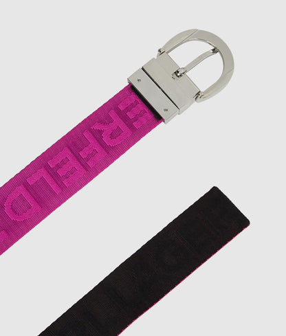 Reversible webbing belt
