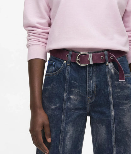 Reversible webbing belt