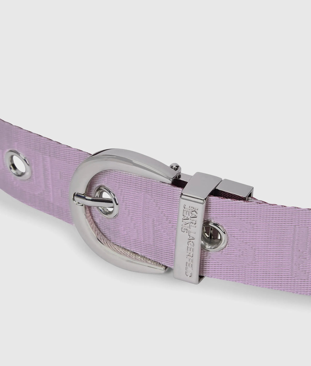 Reversible webbing belt