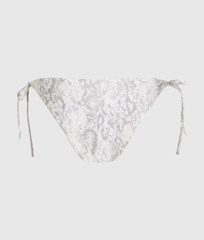 Side-tie bikini bottoms