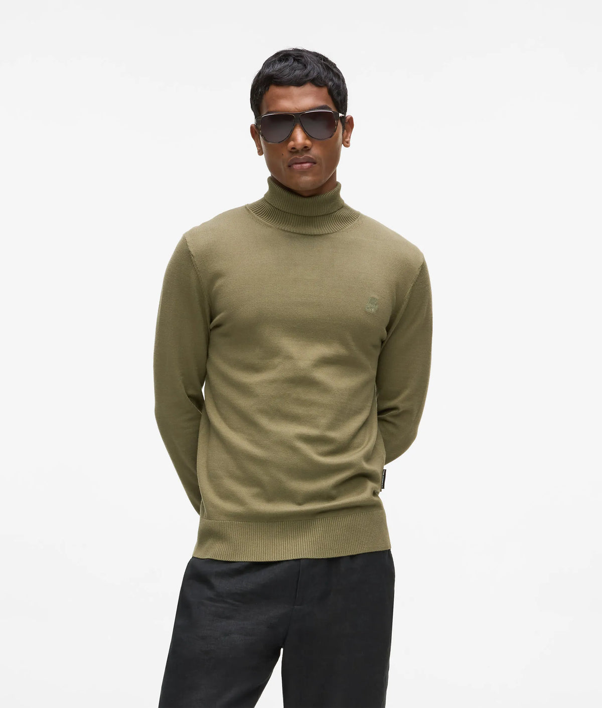Kameo turtleneck sweater