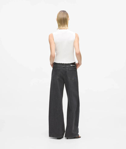 Low-rise wide-leg jeans