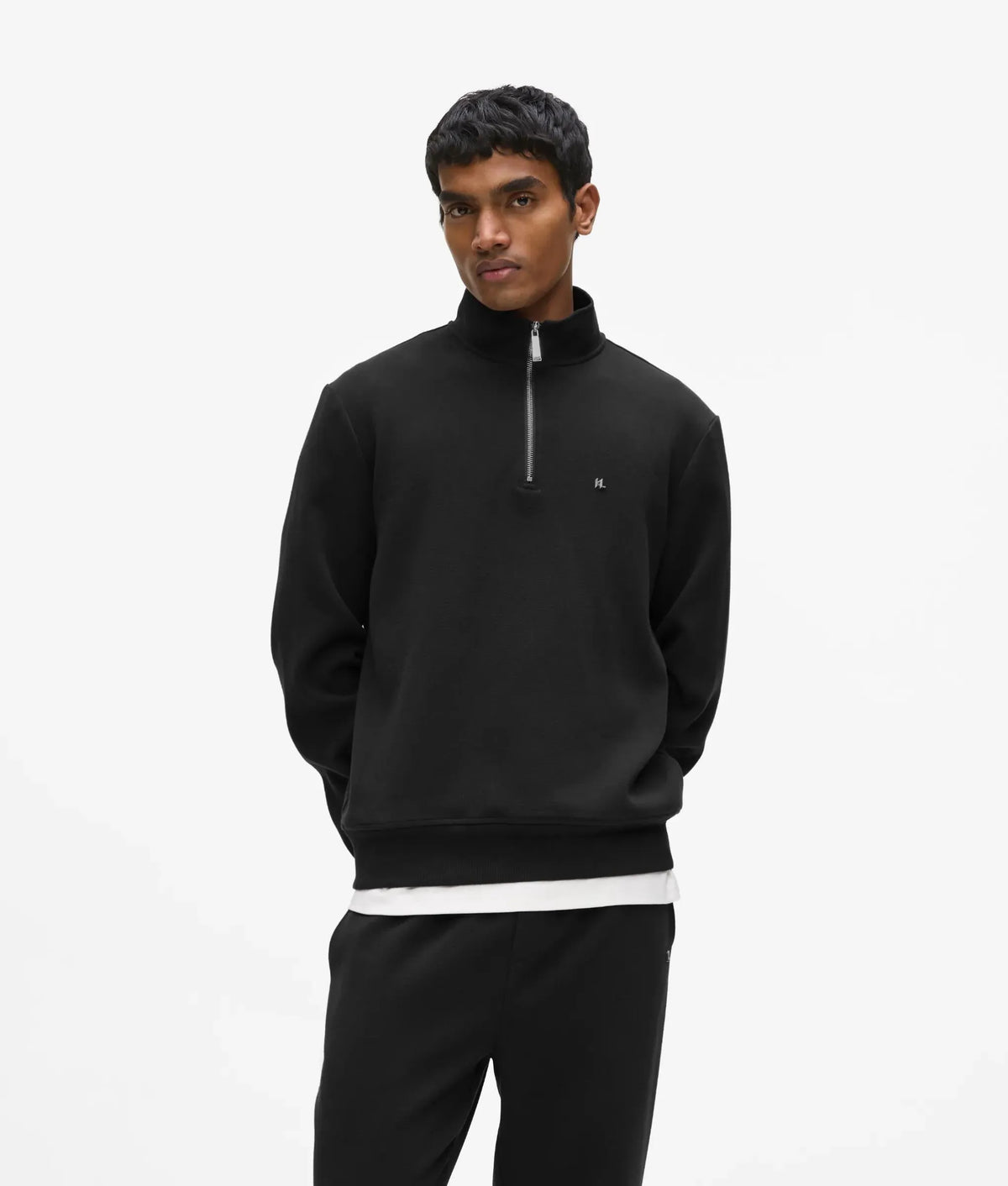 XS