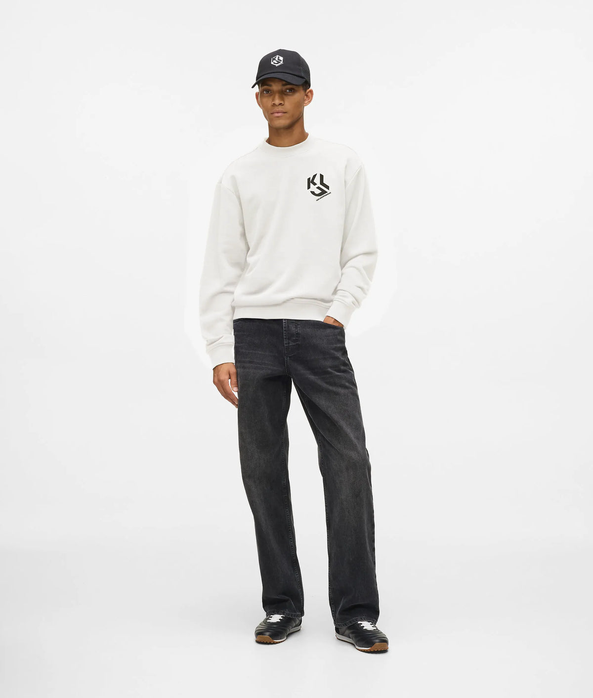 Monogram patch sweatshirt