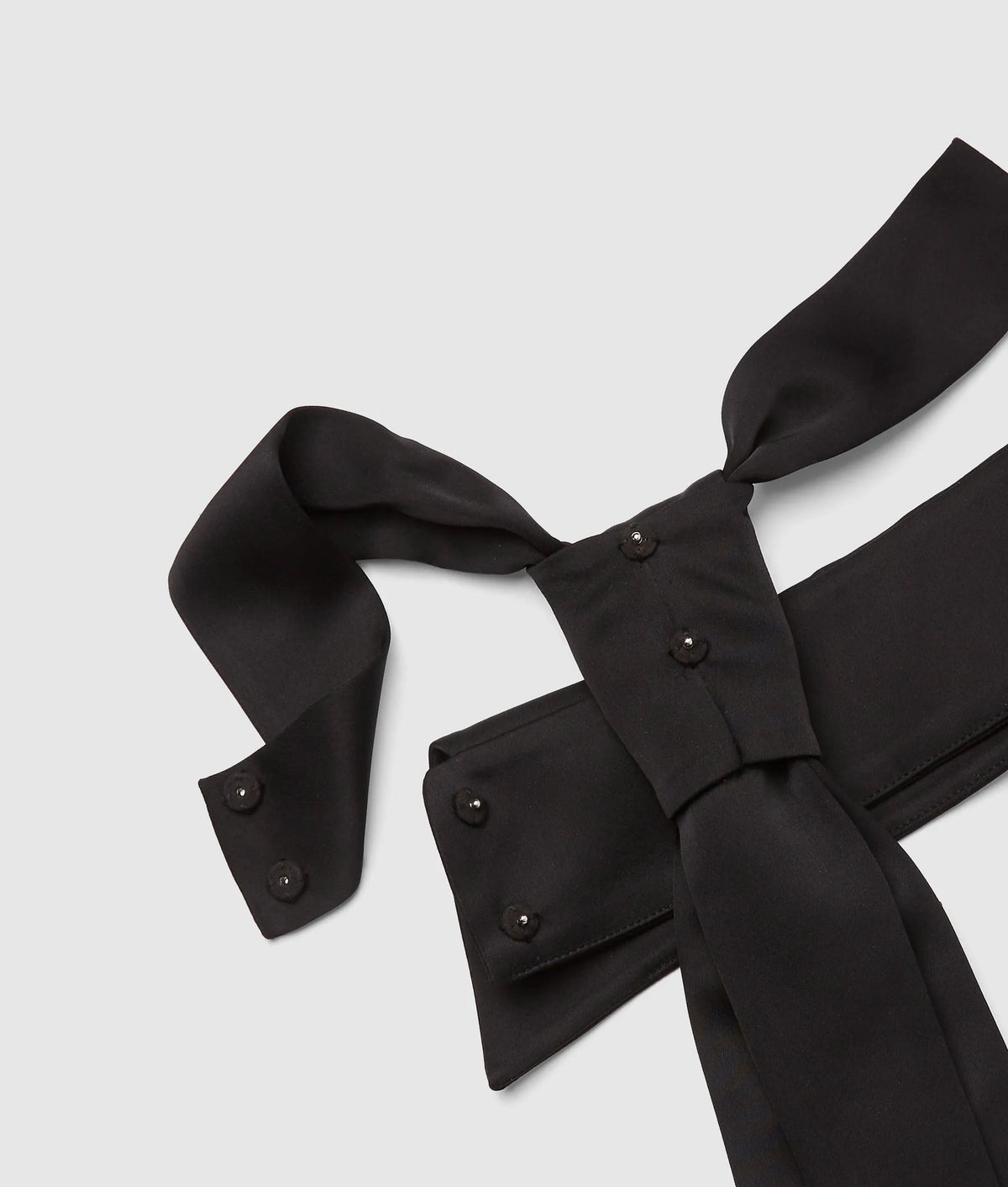 Exclusive K/Autograph collar and tie