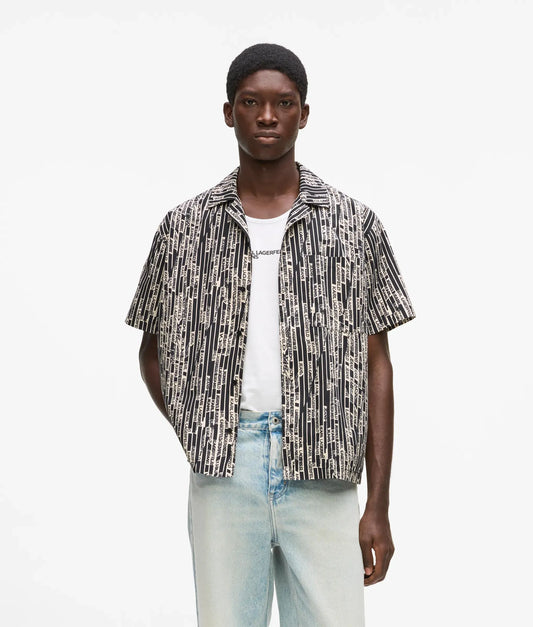 Short-sleeved logo print shirt
