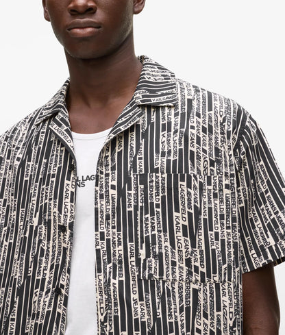 Short-sleeved logo print shirt