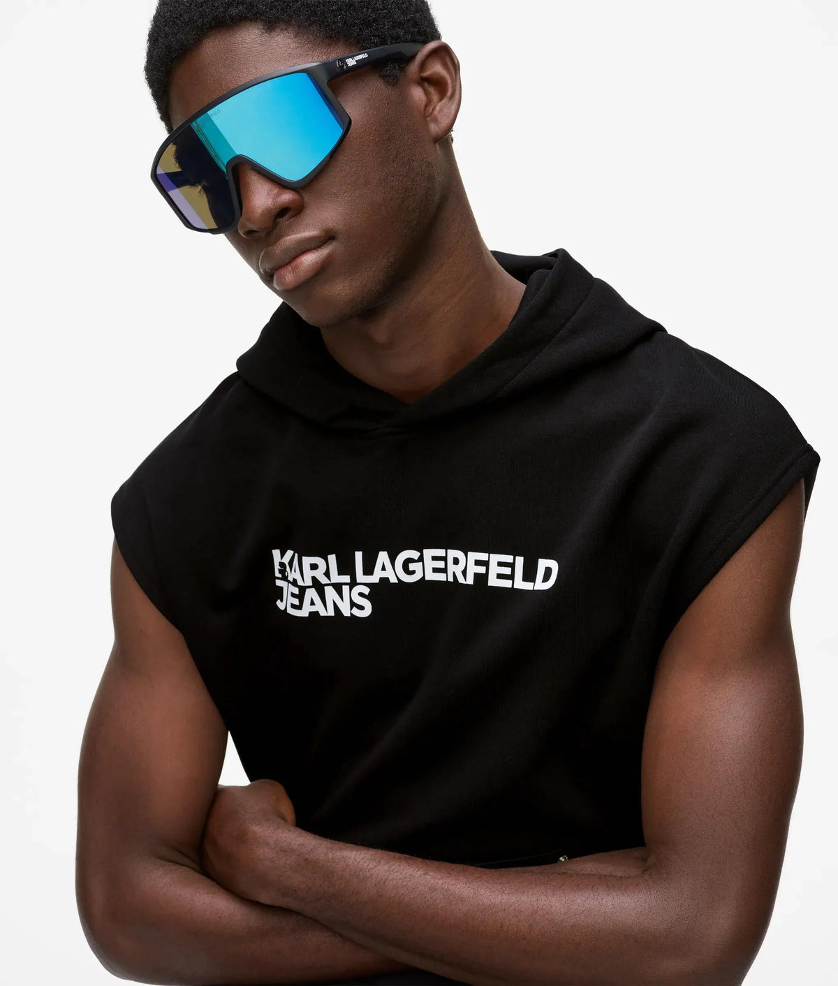 Sleeveless logo hoodie