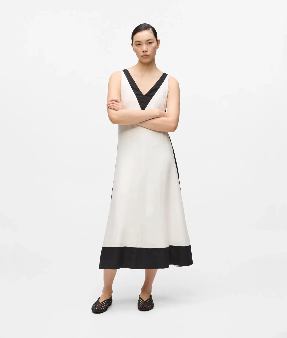 Monochrome linen blend dress