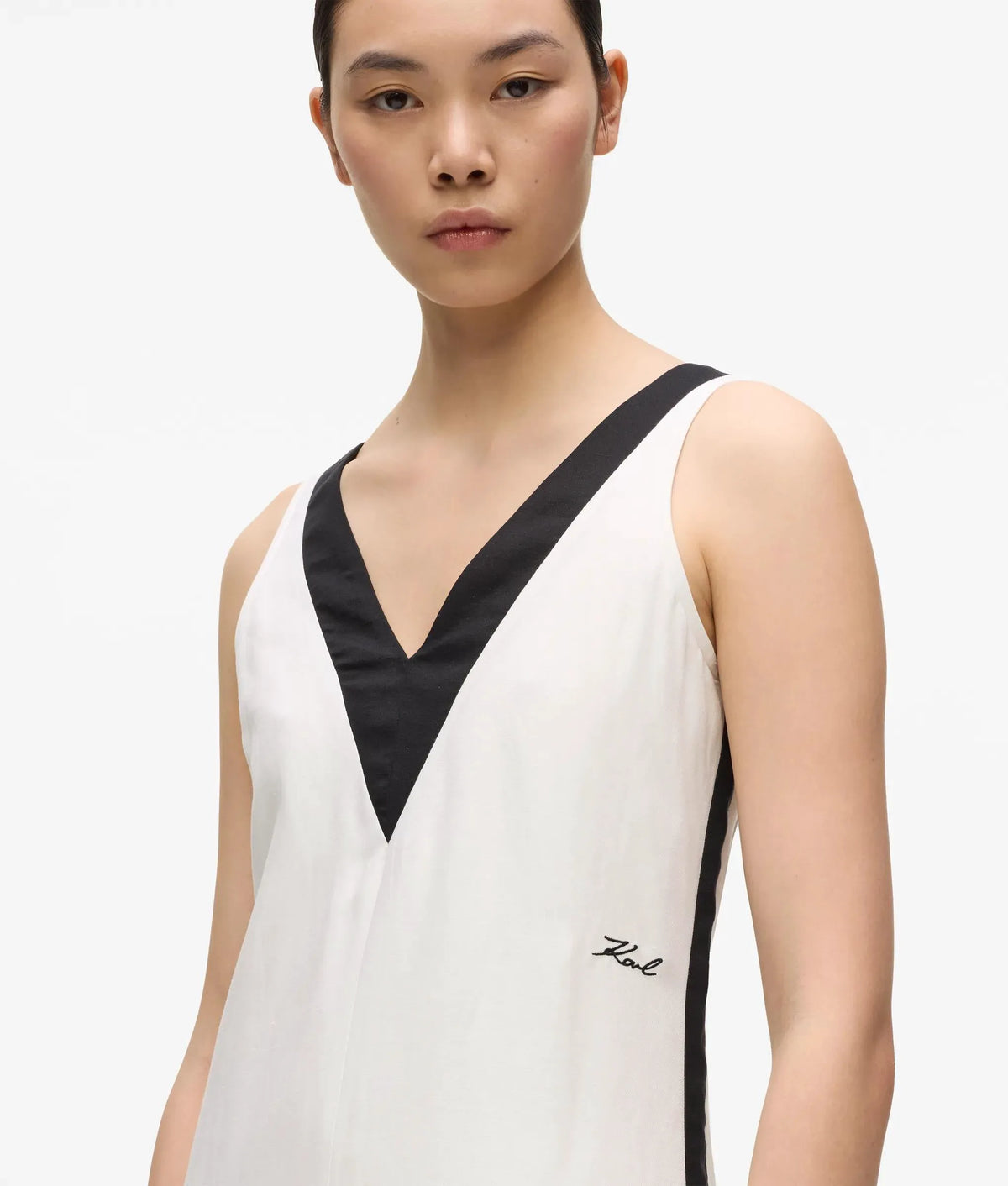 Monochrome linen blend dress