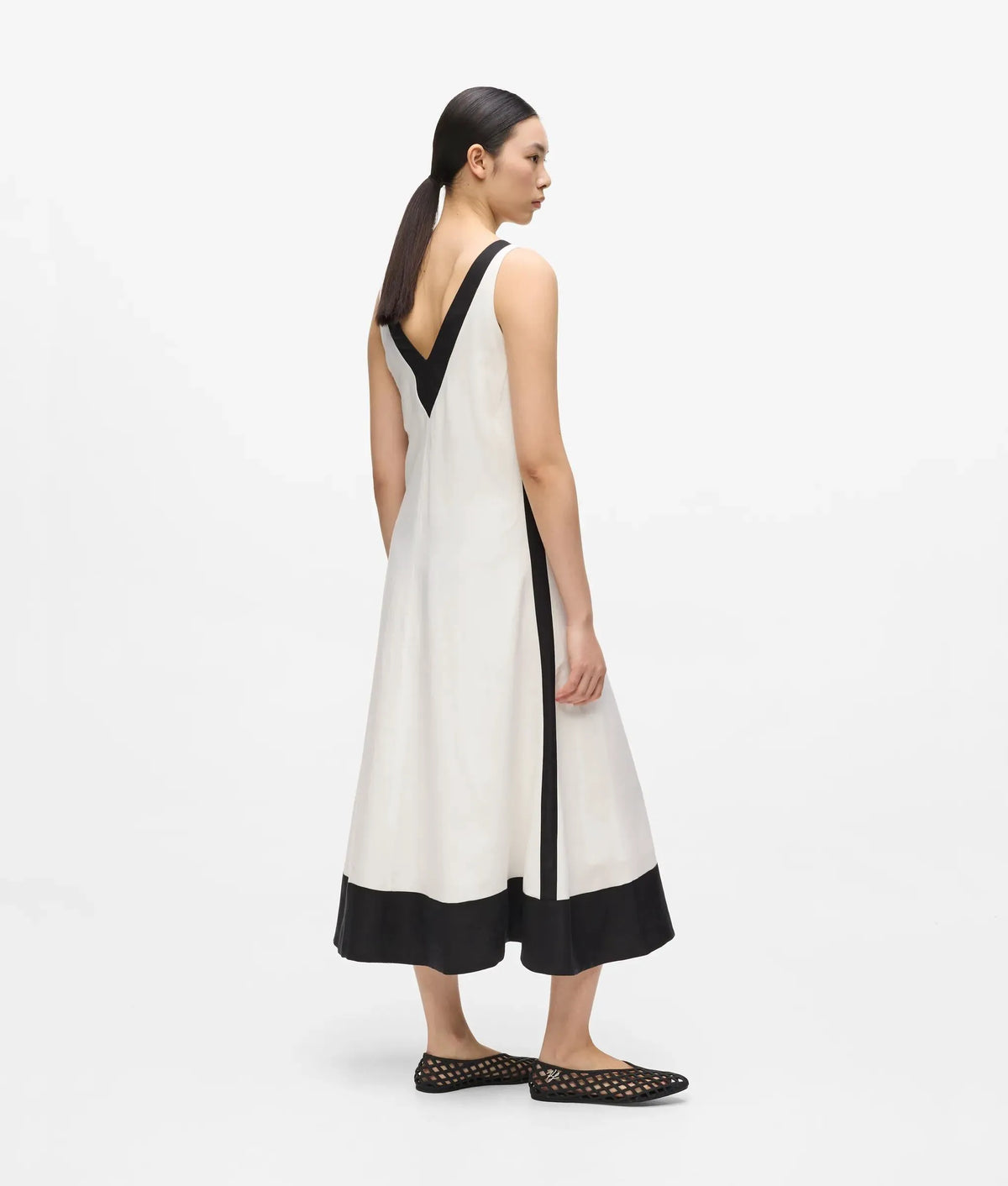 Monochrome linen blend dress