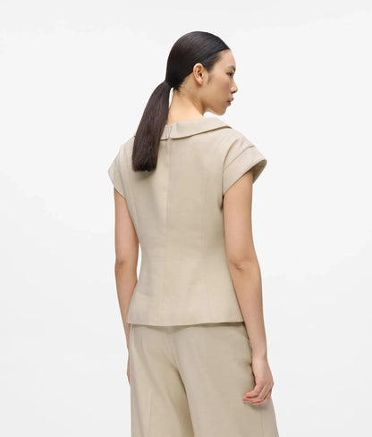 Cap-sleeved blazer