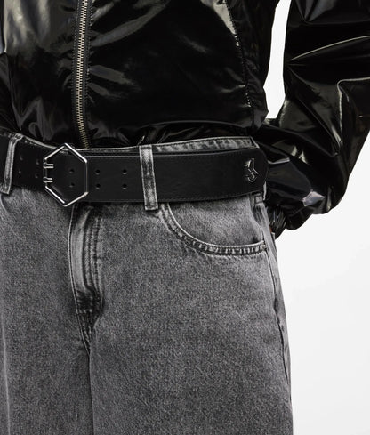 Hexagonal buckle belt
