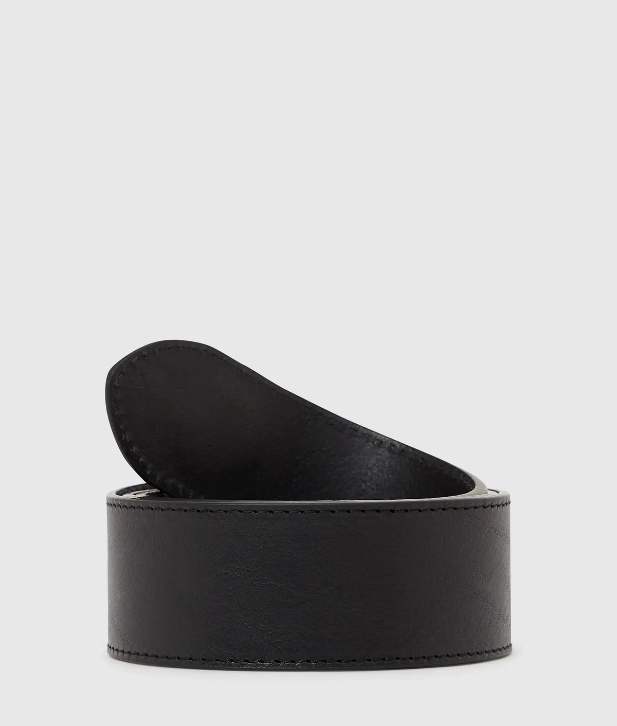 Hexagonal buckle belt