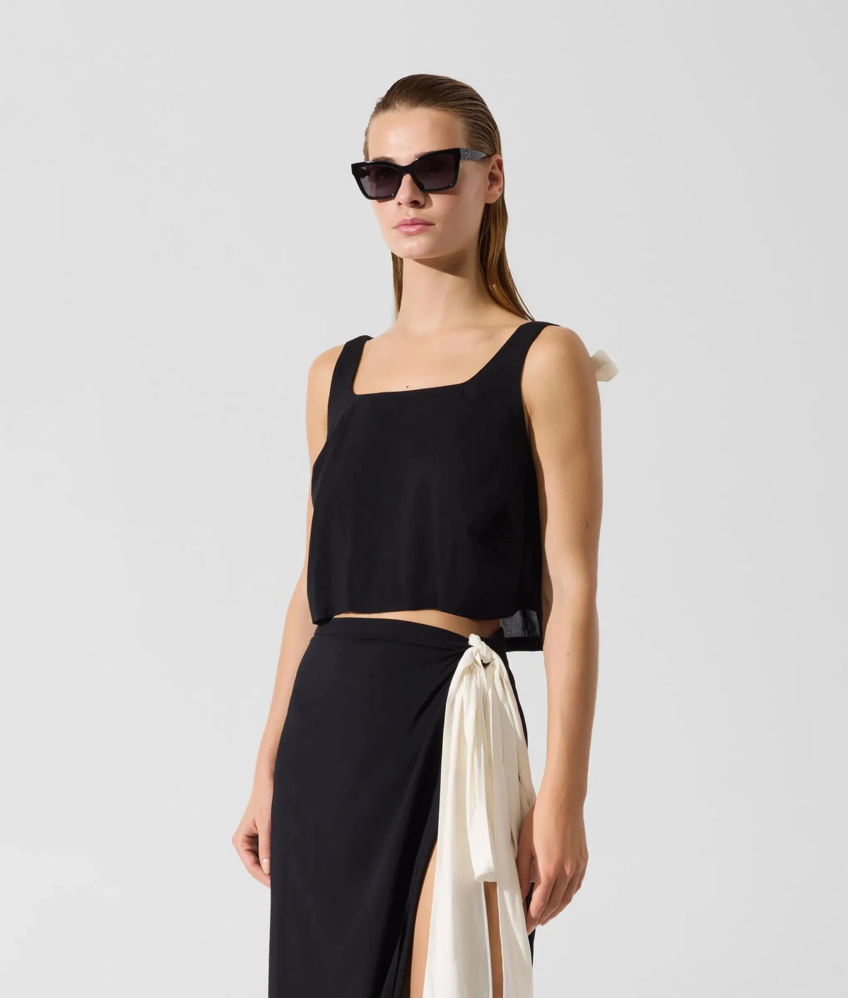 Signature bow beach top