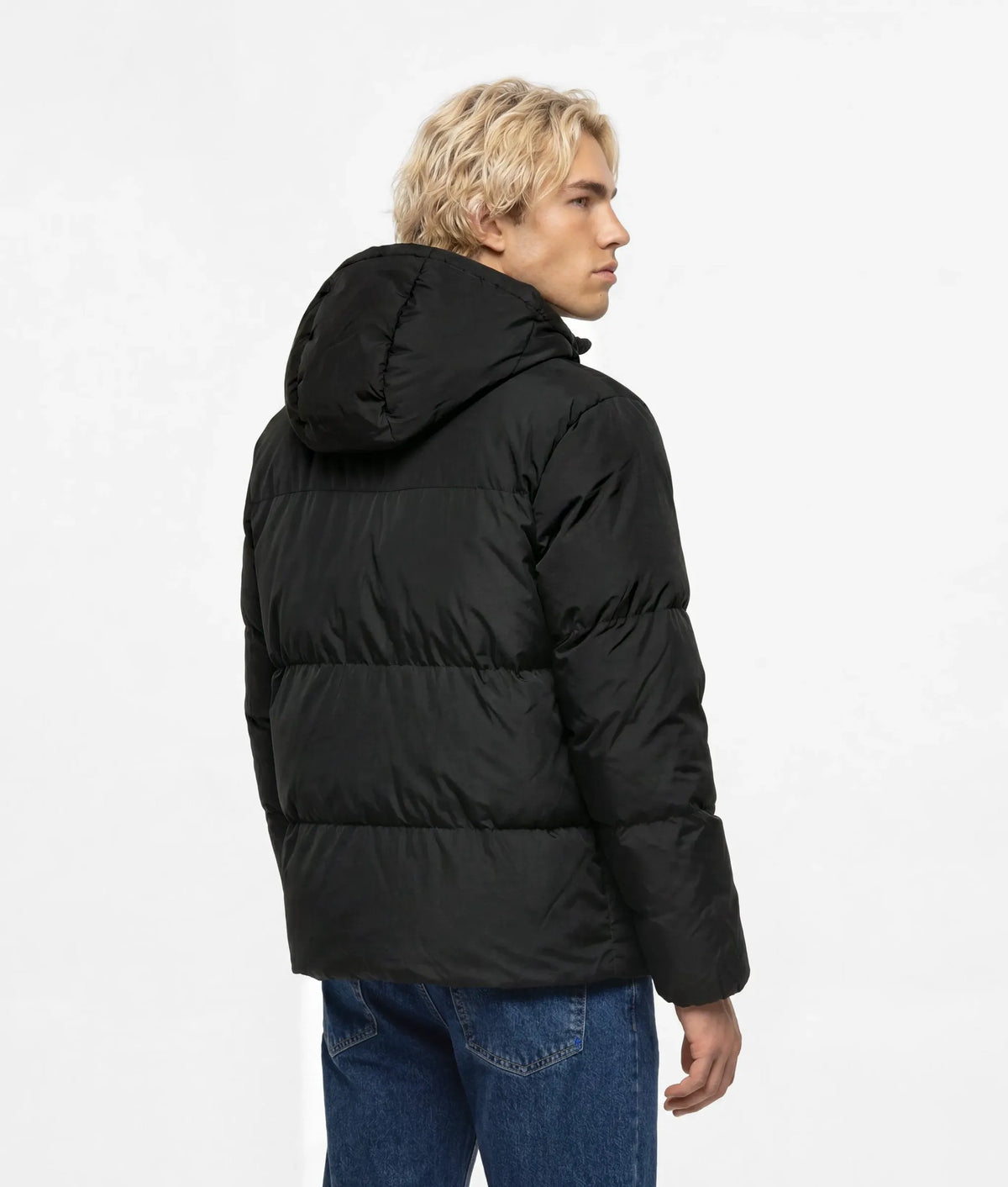 Hooded puffer jacket