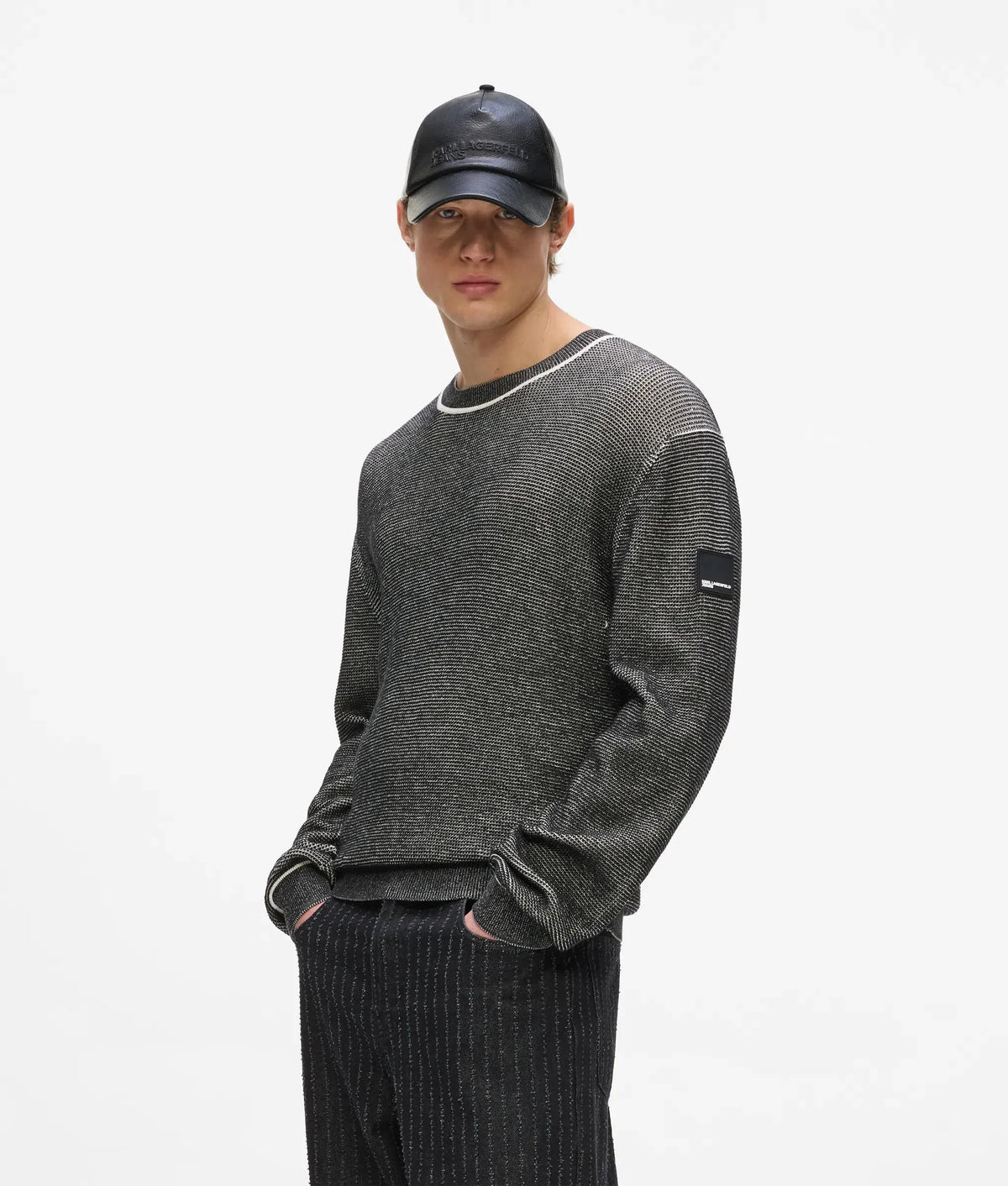 XS