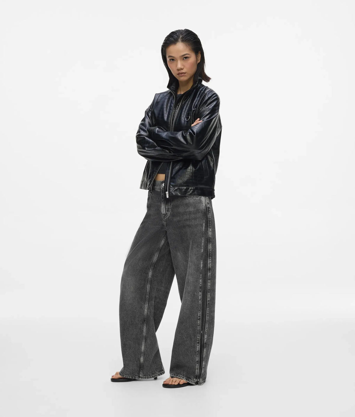 Transformable low-rise wide jeans