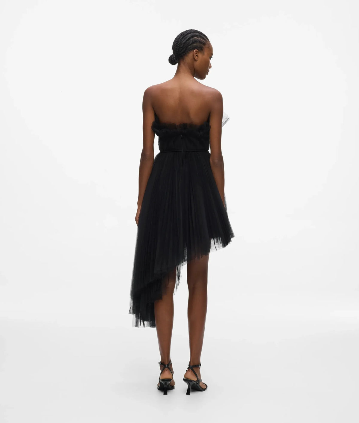 Asymmetric tulle dress