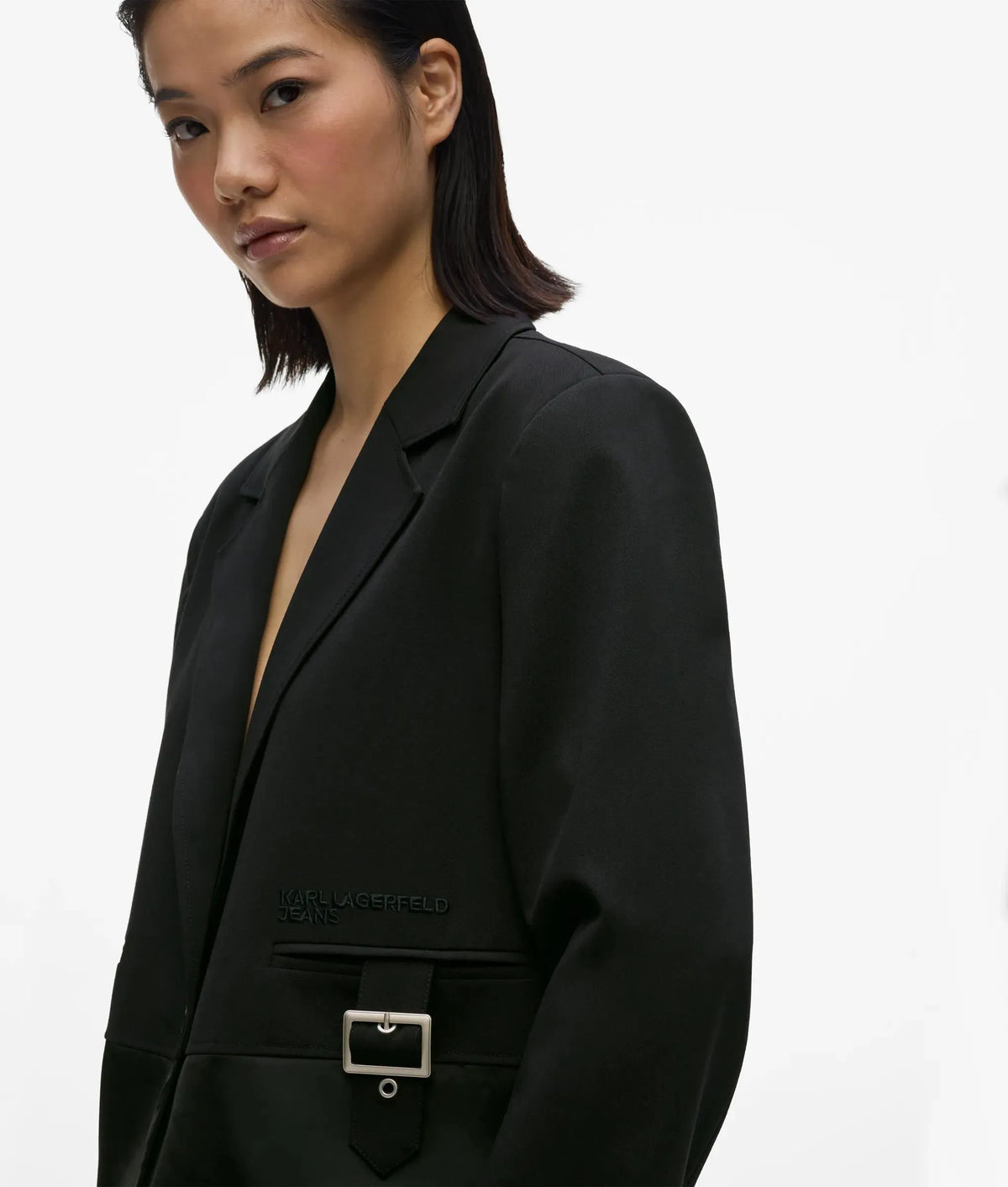Buckle-detail blazer