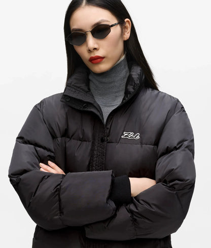 Short hooded puffer jacket