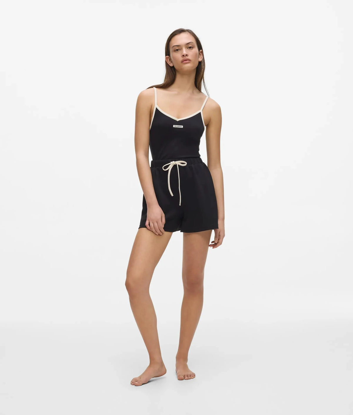 Monochrome loungewear shorts