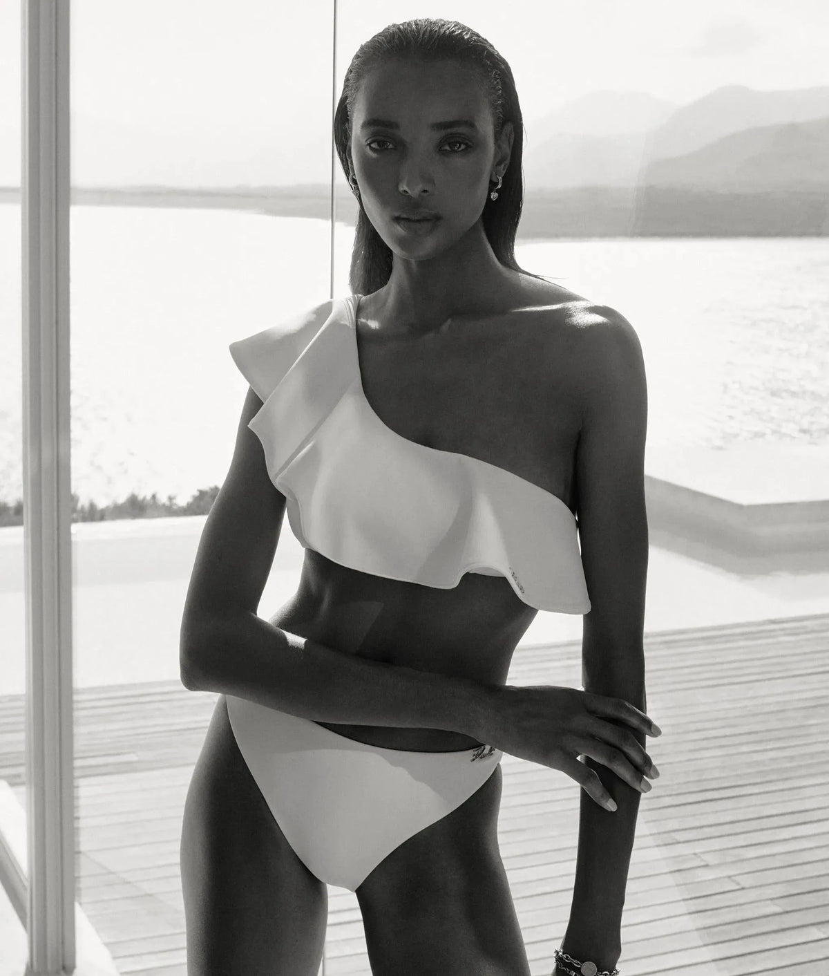 Signature ruffle bikini top
