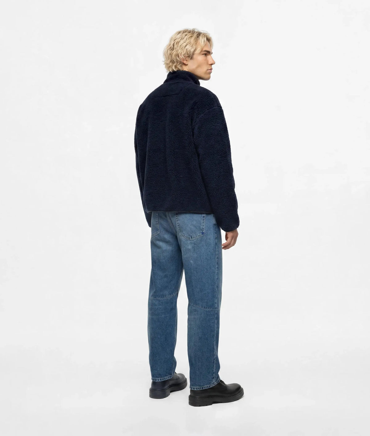 Vintage wash barrel-leg jeans