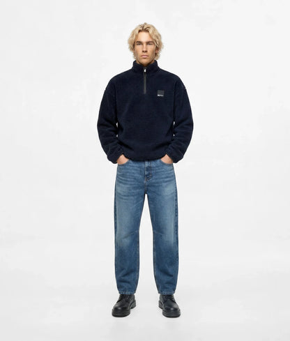 Vintage wash barrel-leg jeans