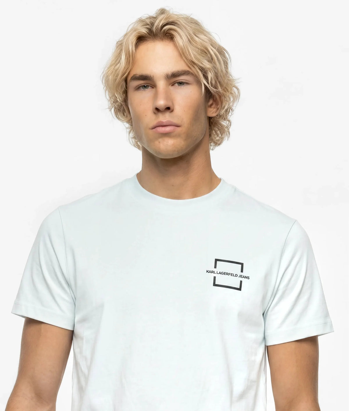 Box logo T-shirt