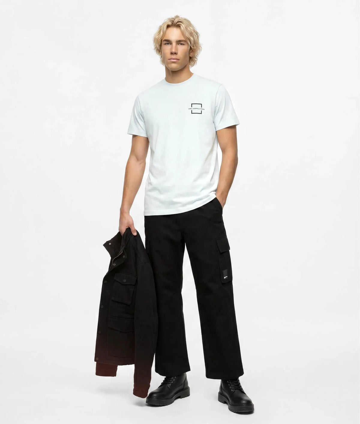 Box logo T-shirt