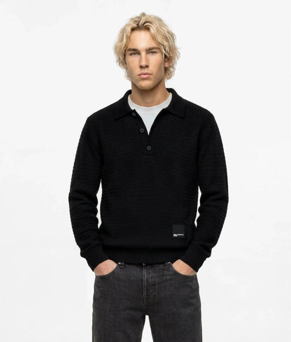 Long-sleeved knit polo