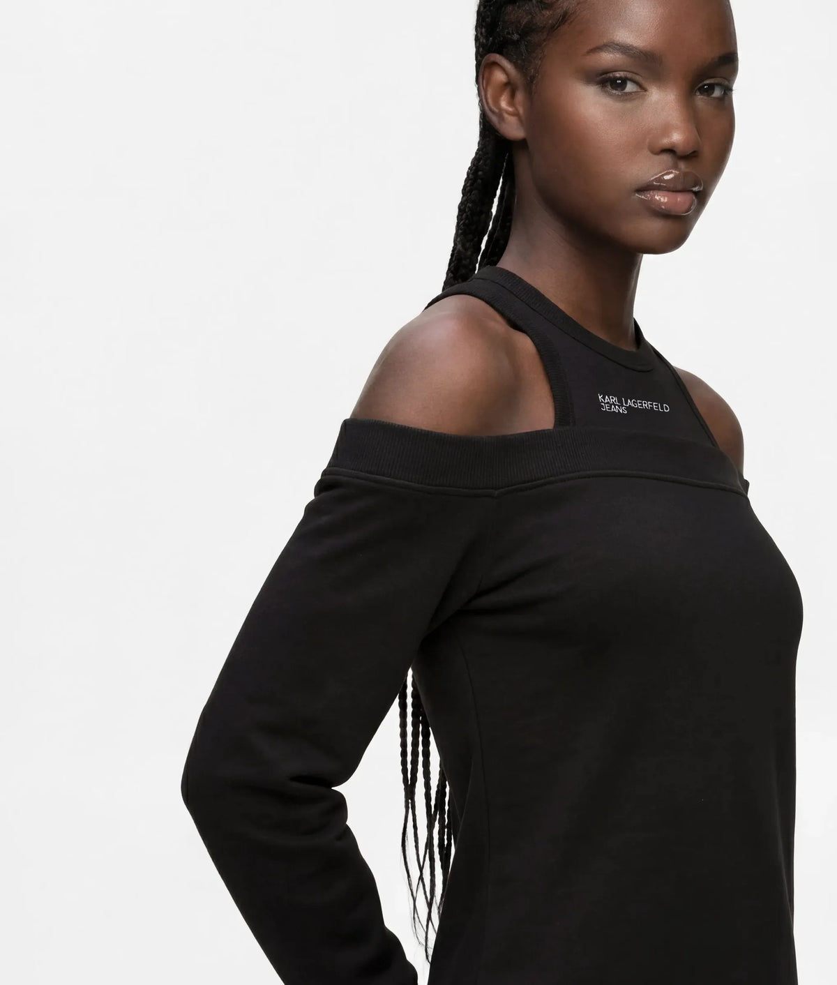 Cold-shoulder sweat dress