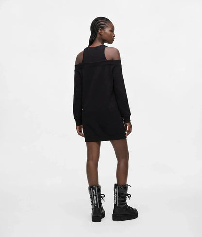 Cold-shoulder sweat dress