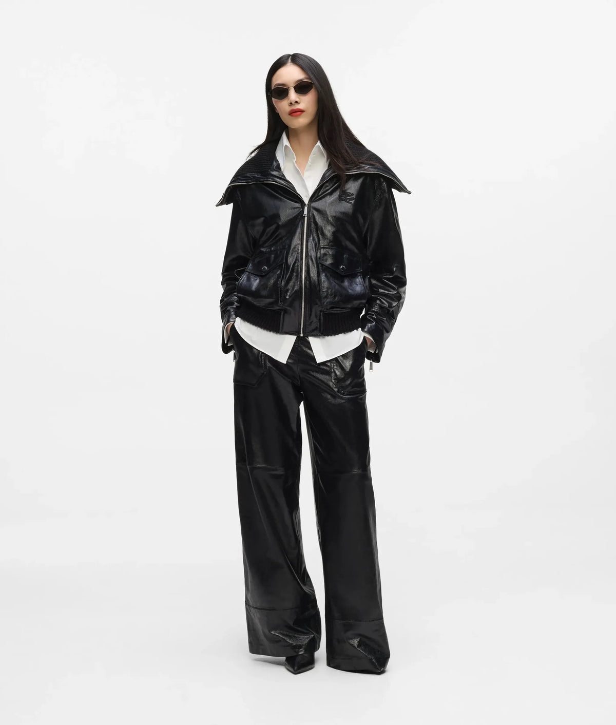 Knitted collar leather jacket