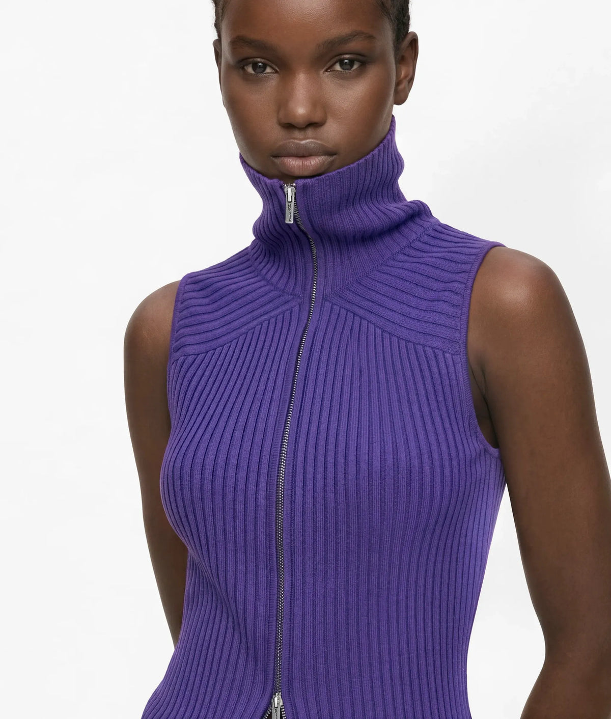 Zipped knit vest