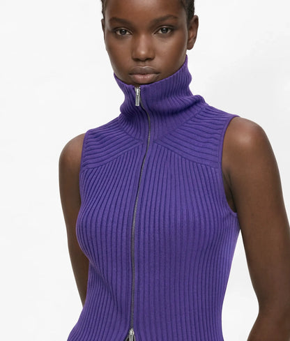 Zipped knit vest
