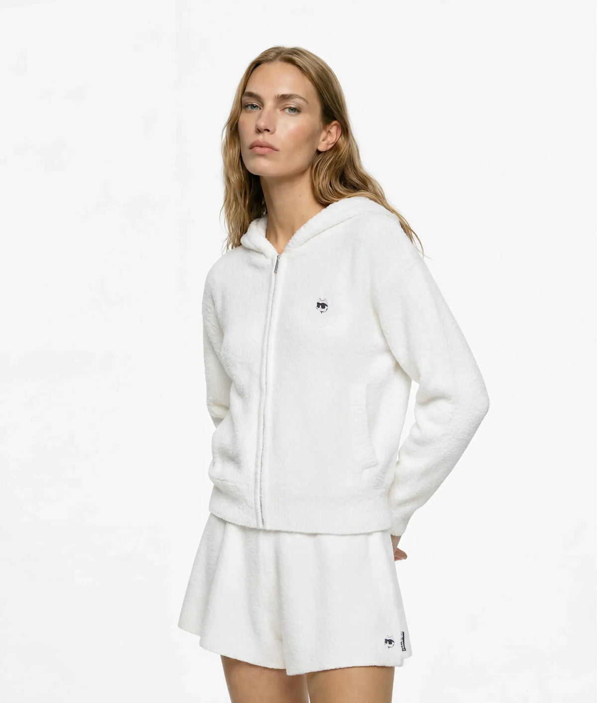 XS