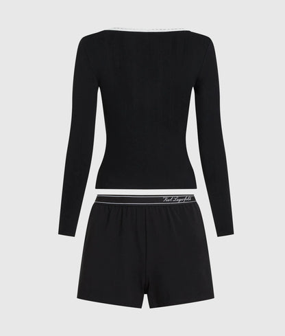 Long-sleeved pajama top and shorts gift set