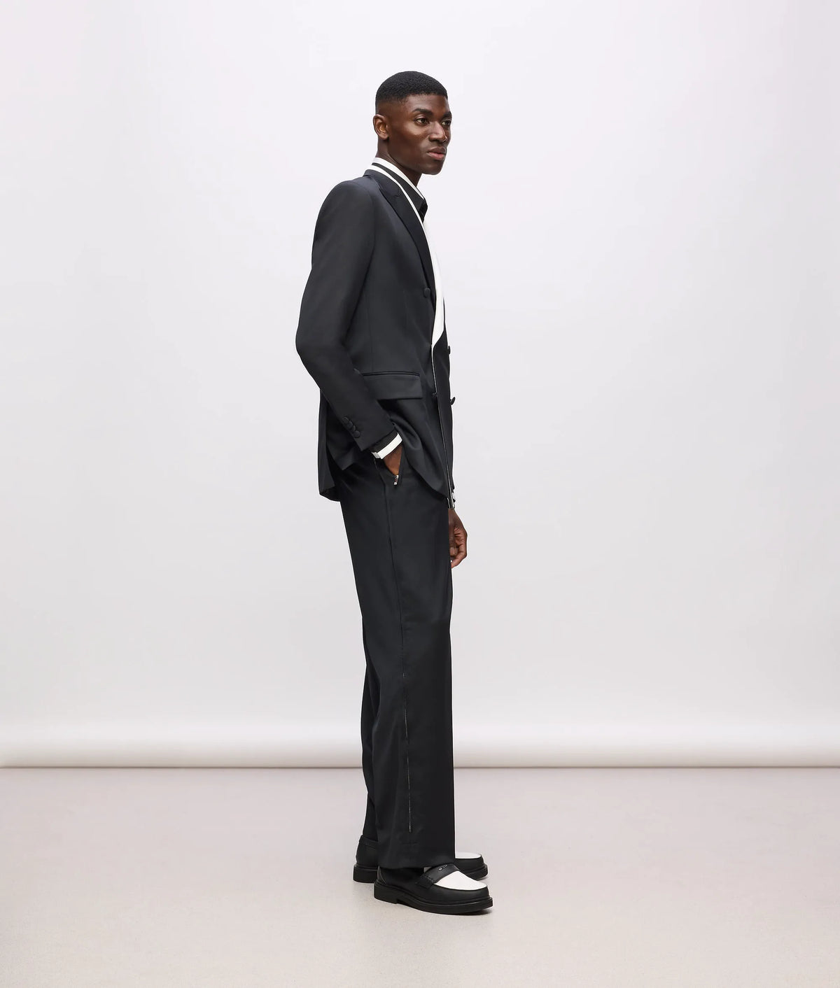 KL Studio contrast piping pants