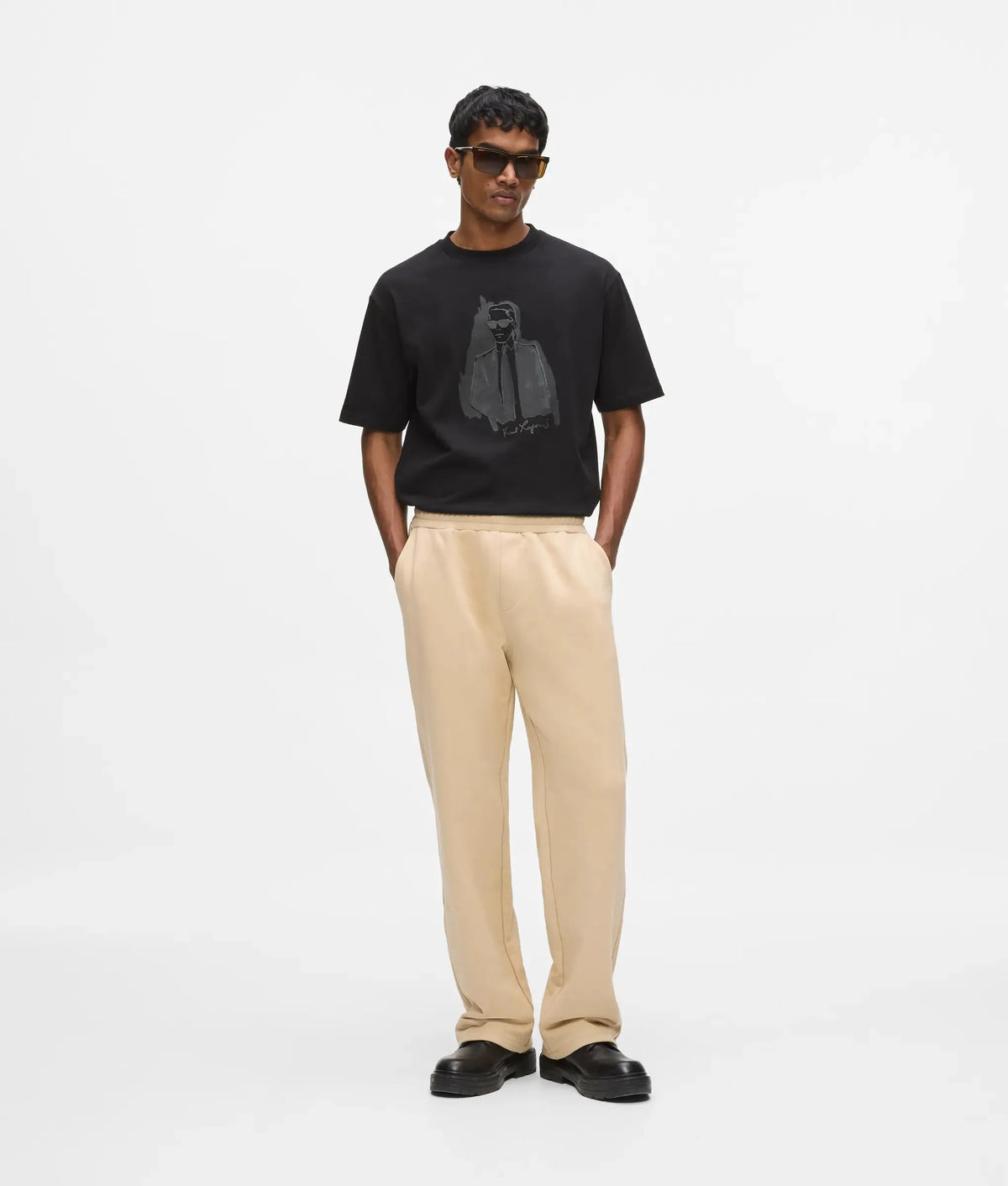 Loose-fit sweatpants