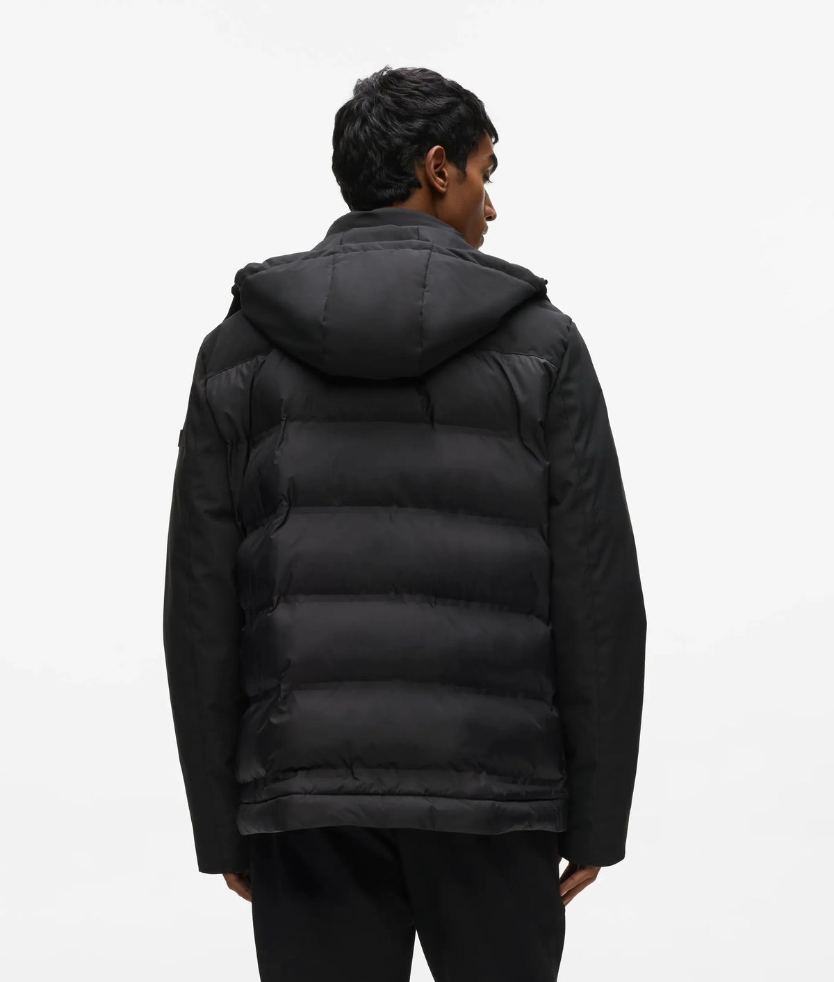 Water-repellent puffer jacket