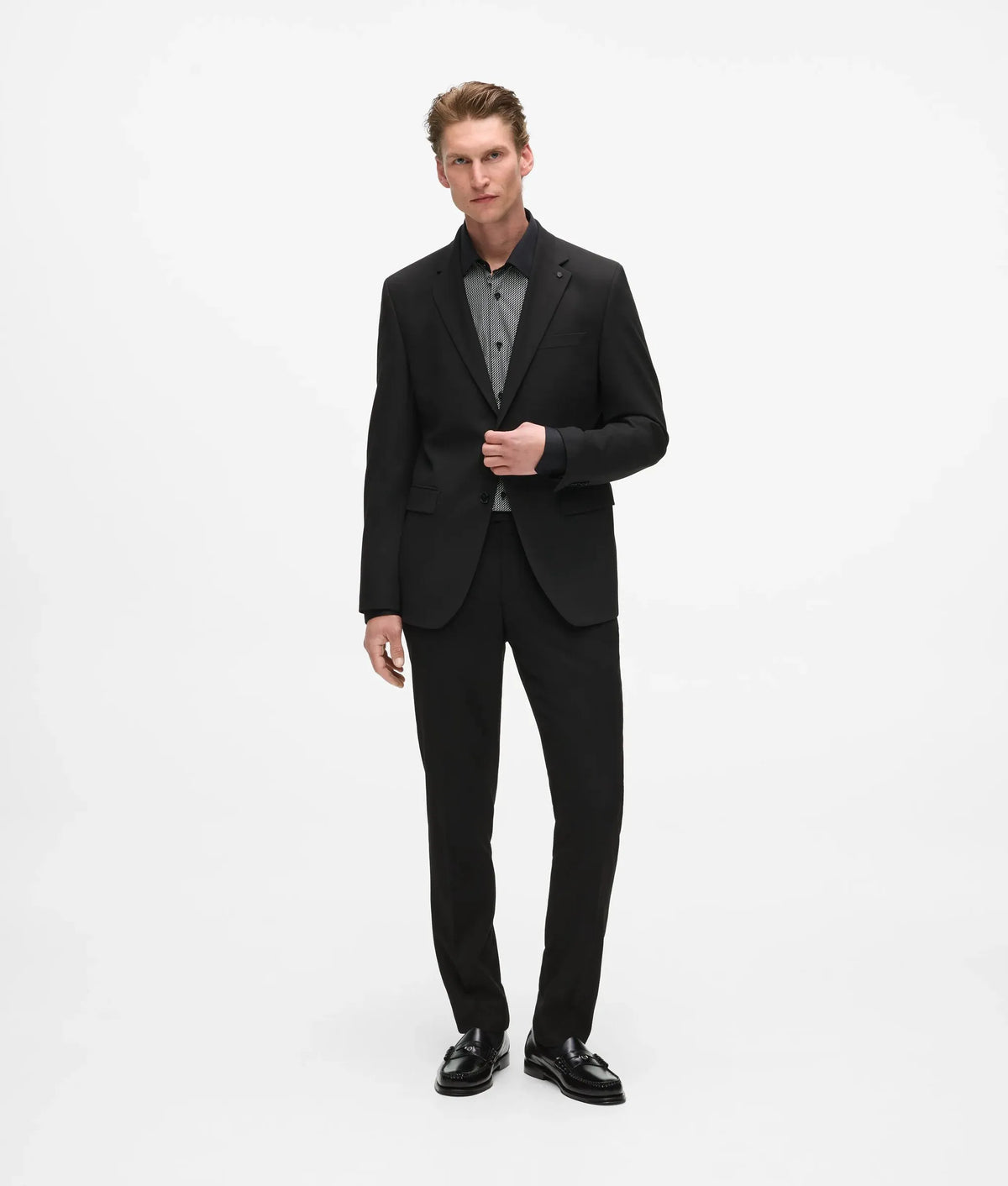 Modern-fit contrast collar shirt
