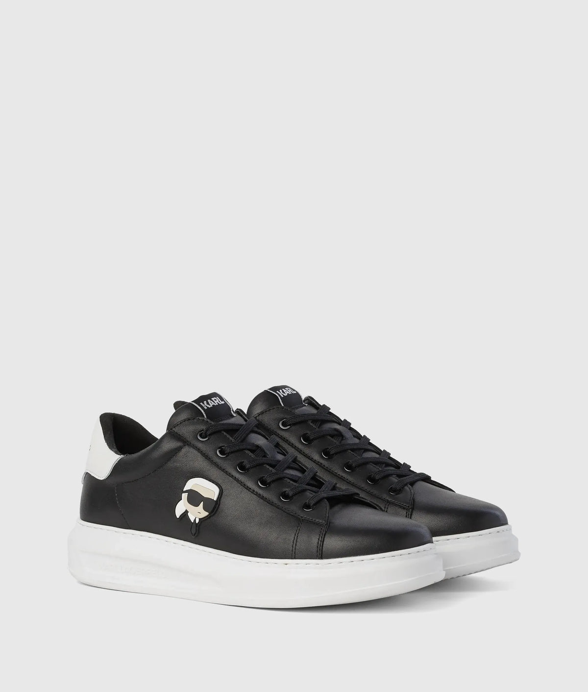 Ikon NFT Kapri sneakers